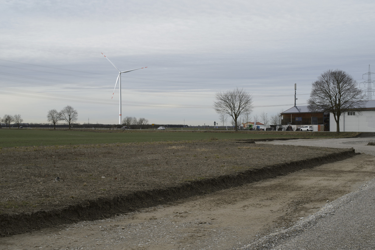 Fotomontage: Sicht von Dietersheim auf die Windkraftanlage